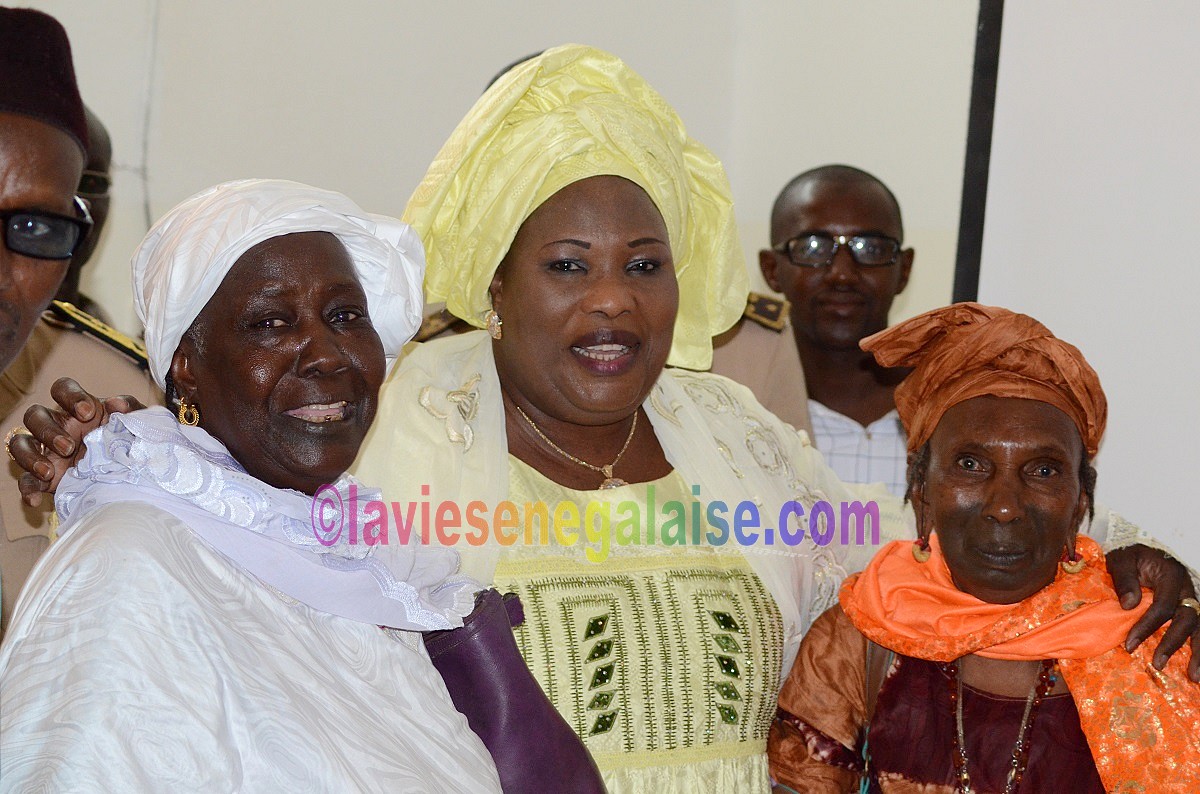 Aminata Mbengue Ndiaye et le Gouverneur de Matam, Atelier Ega Egga (39)