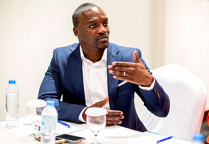 Akon -mobilise - Milliards pour l'Afrique