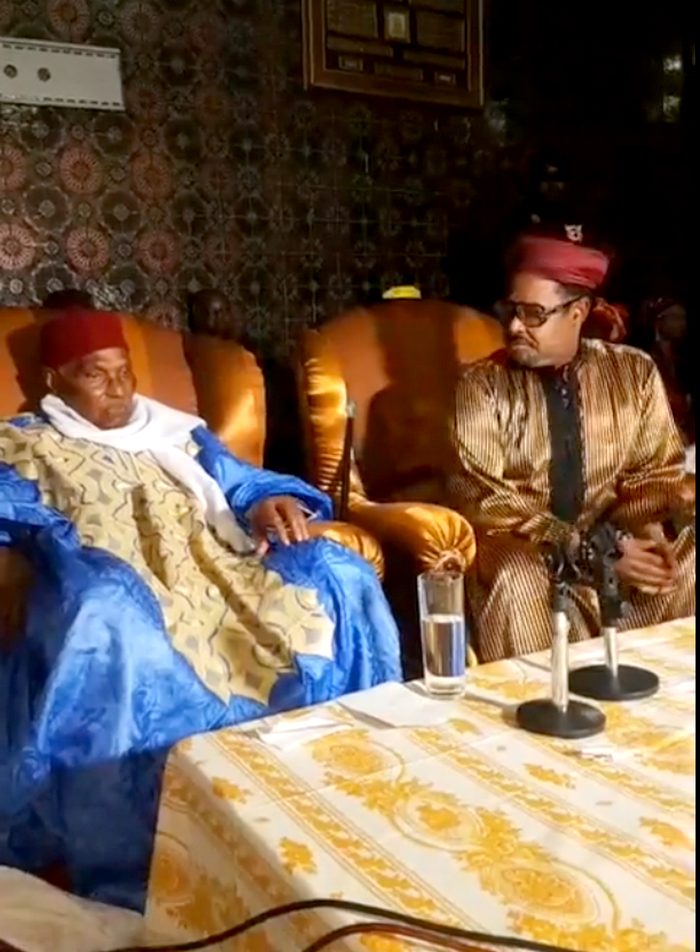 Abdoulaye Wade chez Ahmed Khalifa Niasse