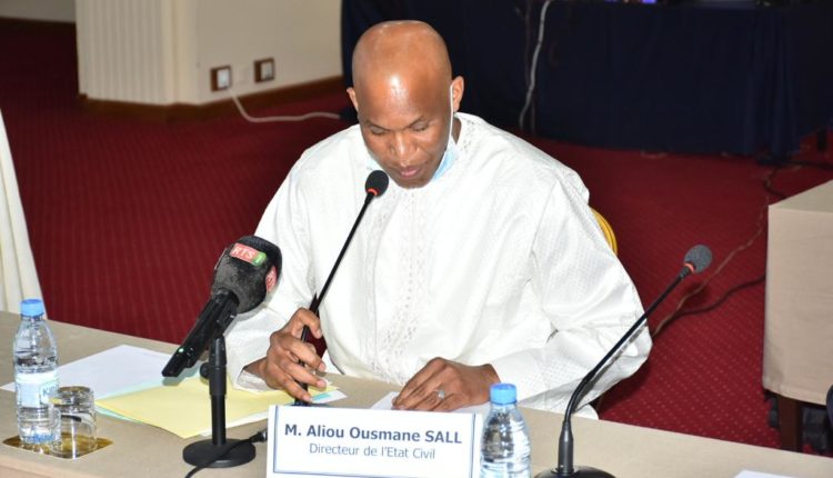 Aliou Ousmane Sall - Directeur de l'Etat Civil