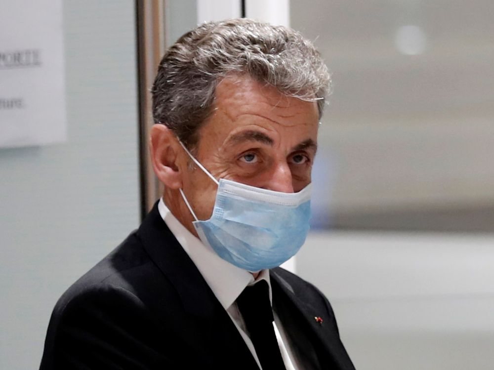 Nicolas Sarkozy condamné à trois ans de prison