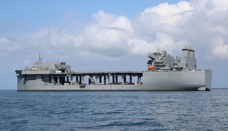 USS Hershel Woody Williams, un bâtiment de la marine américaine en patrouille en Afrique, est arrivé au port autonome de Dakar