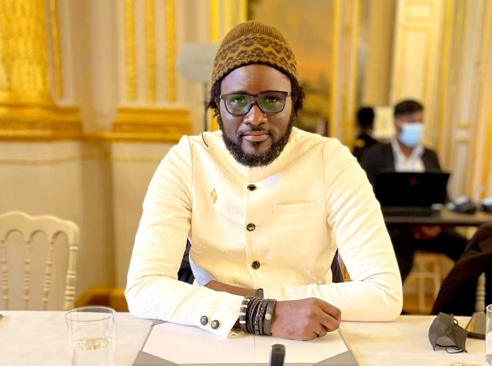 Après sa rencontre avec Macron en France à l'Elysée, l'activiste sénégalais Cheikh Fall interpelle les présidents africains