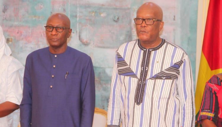 Fespaco : le Président du Faso Kaboré reçoit le ministre Abdoulaye Diop en audience et magnifie l'implication du Sénégal