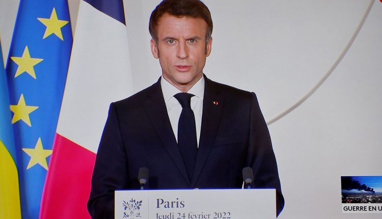 Emmanuel Macron - la France se tient aux côtés de l'Ukraine