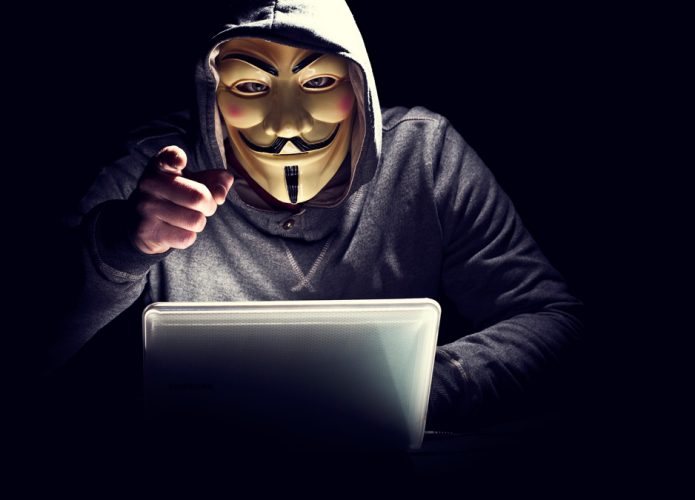 Site officiel du Kremlin, Cyberattaques, pirates informatiques, Anonymous démarre sa cyberguerre contre le gouvernement de Poutine