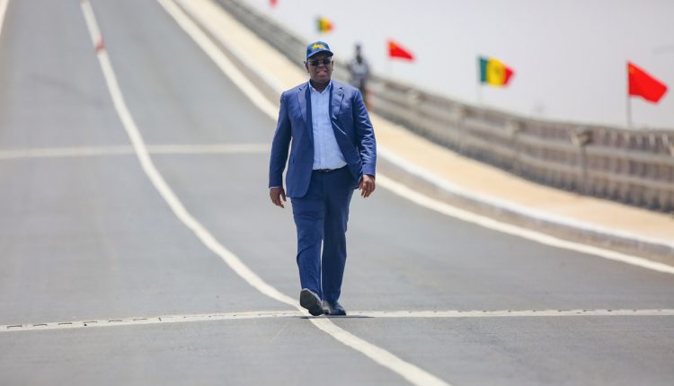 Macky Sall annonce le démarrage des travaux de l'autoroute Dakar-Tivaouane-Saint-Louis