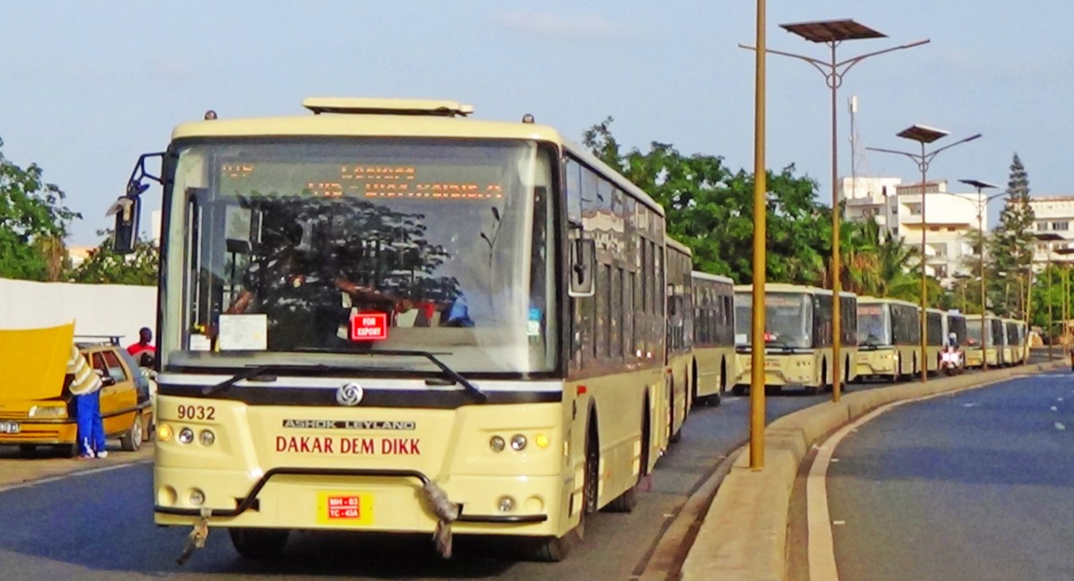 Bus Dakar Dem Dikk au Sénégal, à Dakar