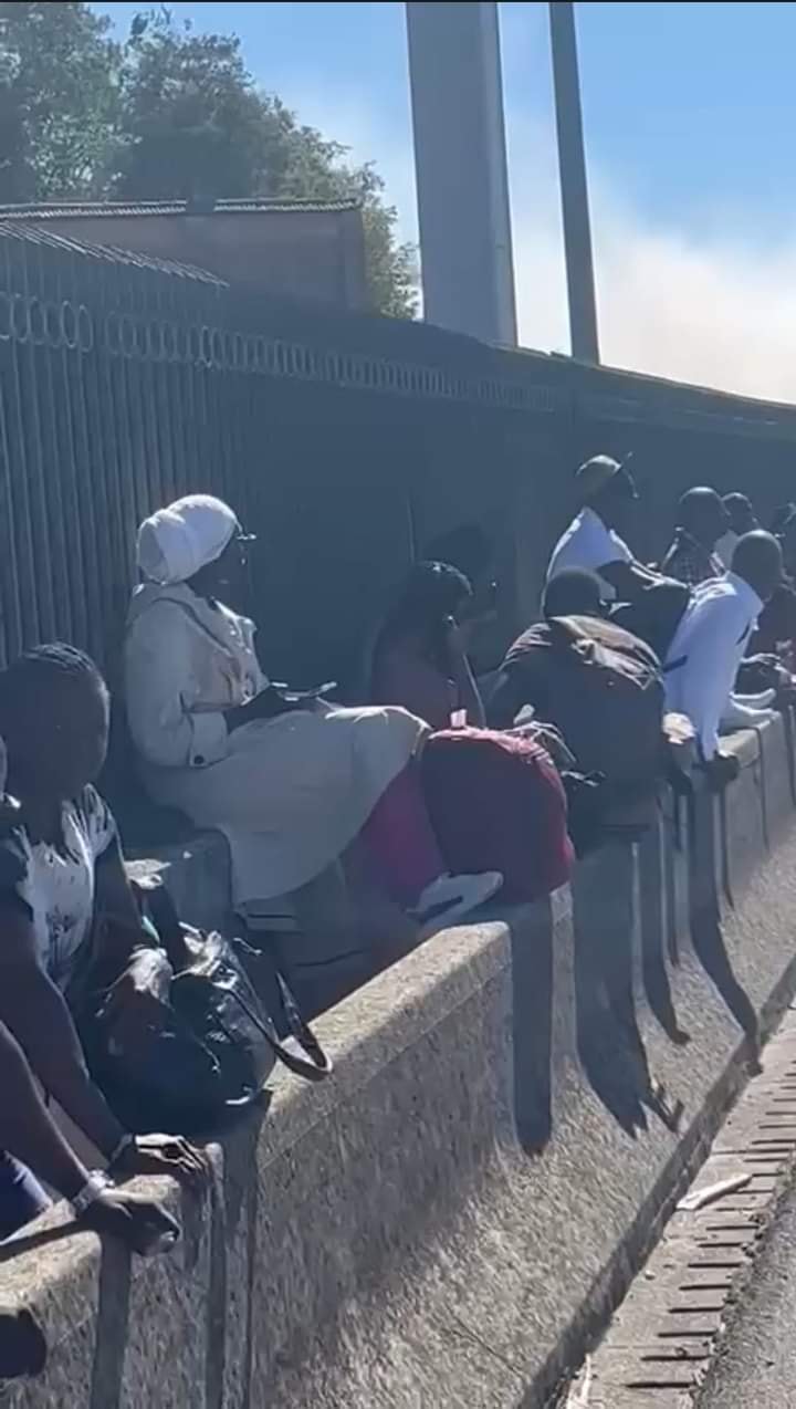 Des Passagers de AIR Sénégal en France
