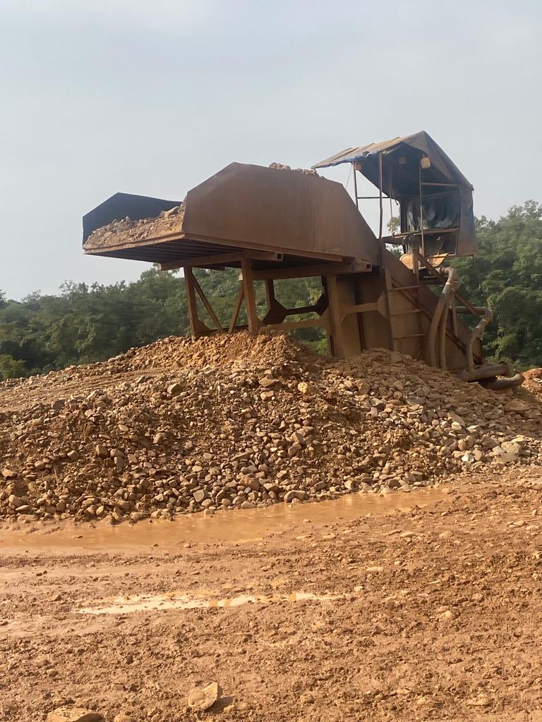 Démantèlement d'un site clandestin d'extraction d'or dans la région de Kédougou (1)