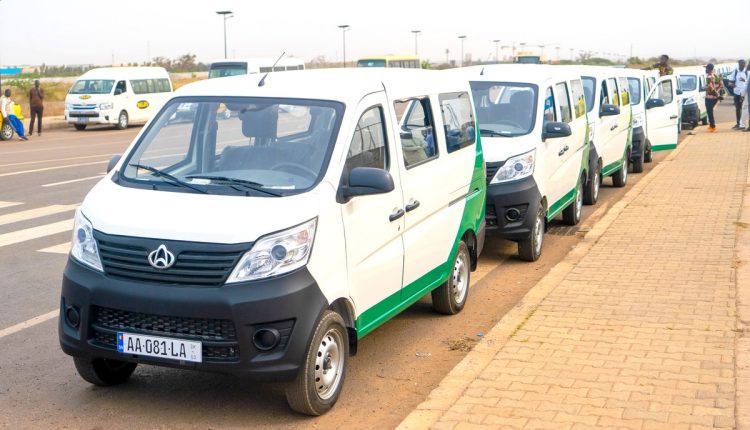 Mobilité urbaine à Dakar, 300 nouveaux taxis de proximité dans la circulation