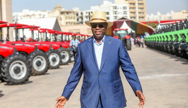 Cérémonie de remise de matériels agricoles - Macky Sall veut booster l'agriculture sénégalaise (1)
