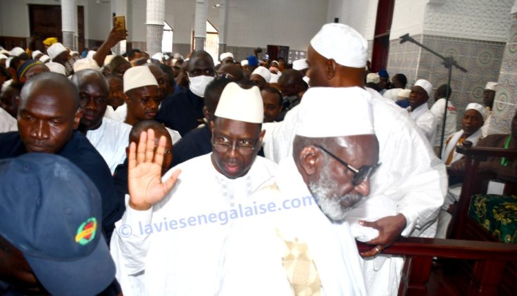 Inauguration Mosquée Thierno Mouhamadou Seydou Ba, Macky Sall prie à Bopp