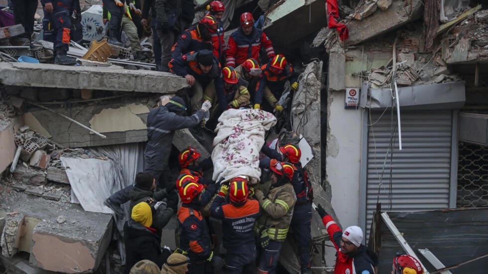 Le bilan du séisme dépasse les 28 000 morts en Turquie et en Syrie