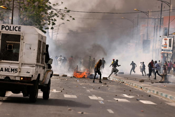 Des-morts-manifestations-a-Dakar-Senegal-juin