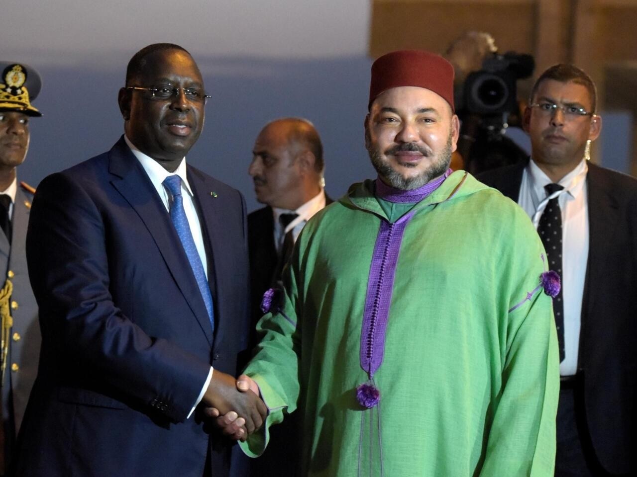 La main invisible du Roi du Maroc en coulisse, Levée des barrières chez Sonko