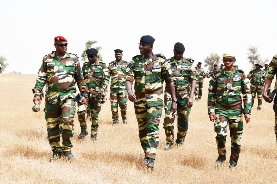 L'Armée déroule sa campagne de tirs aux armes lourdes à Dodji (6)