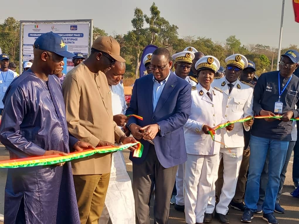 Macky Sall inaugure la route Kédougou-Salémata