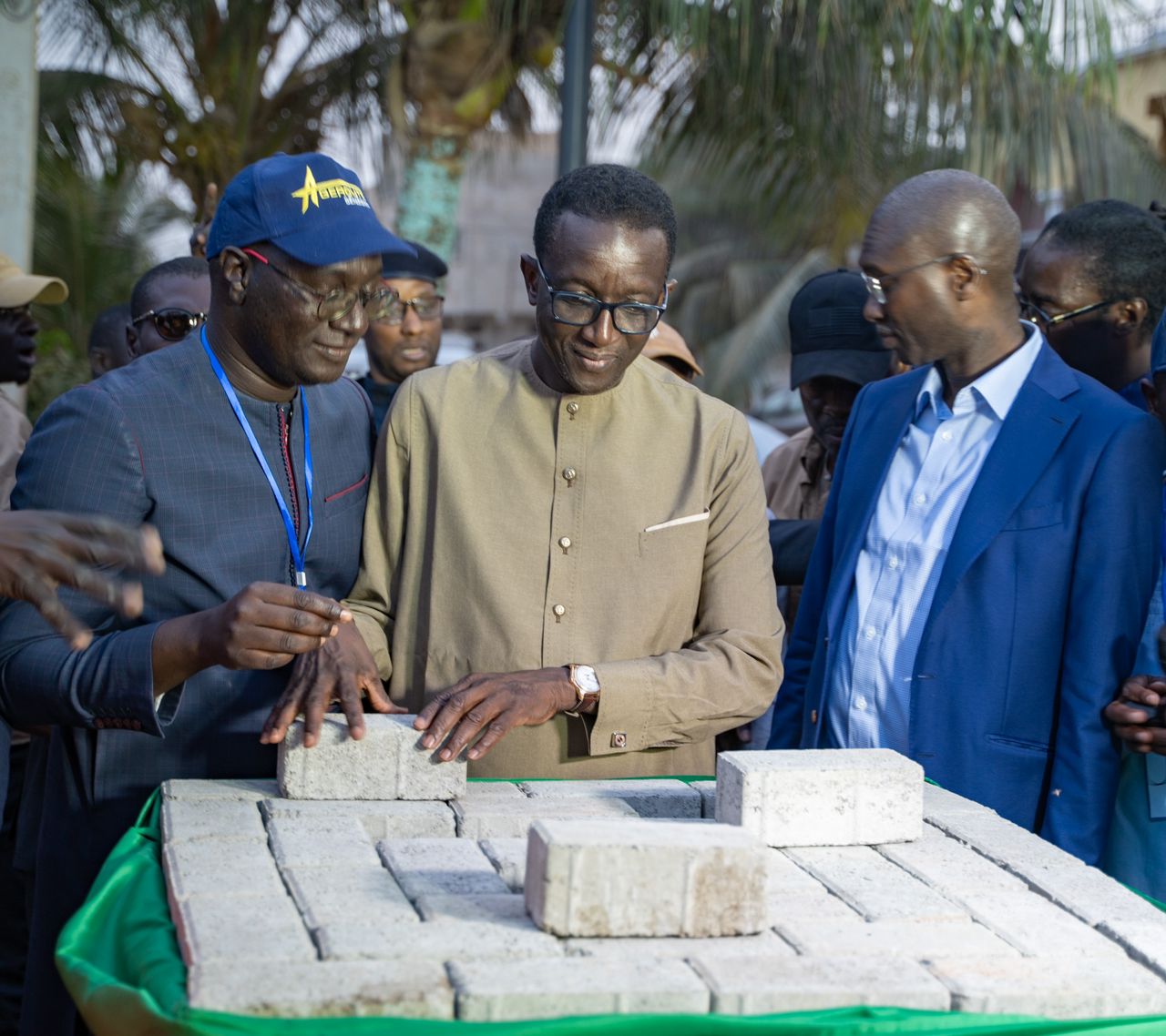 Lancement de travaux routiers à Rufisque par le Premier ministre Amadou Ba
