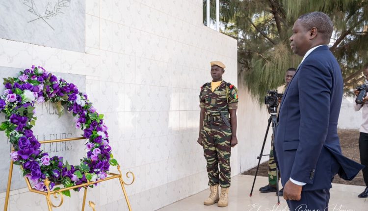 Le Ministre des forces Armées présente ses condoléances
