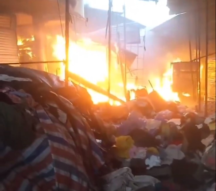 Un violent incendie au marché de Boucotte à Ziguinchor