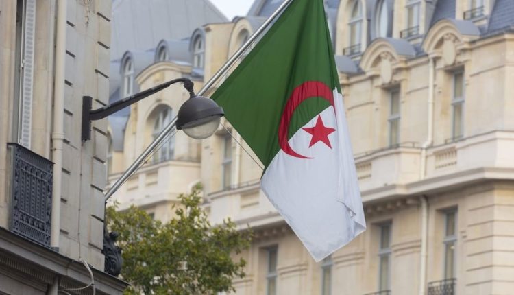 Alger retire son ambassadeur