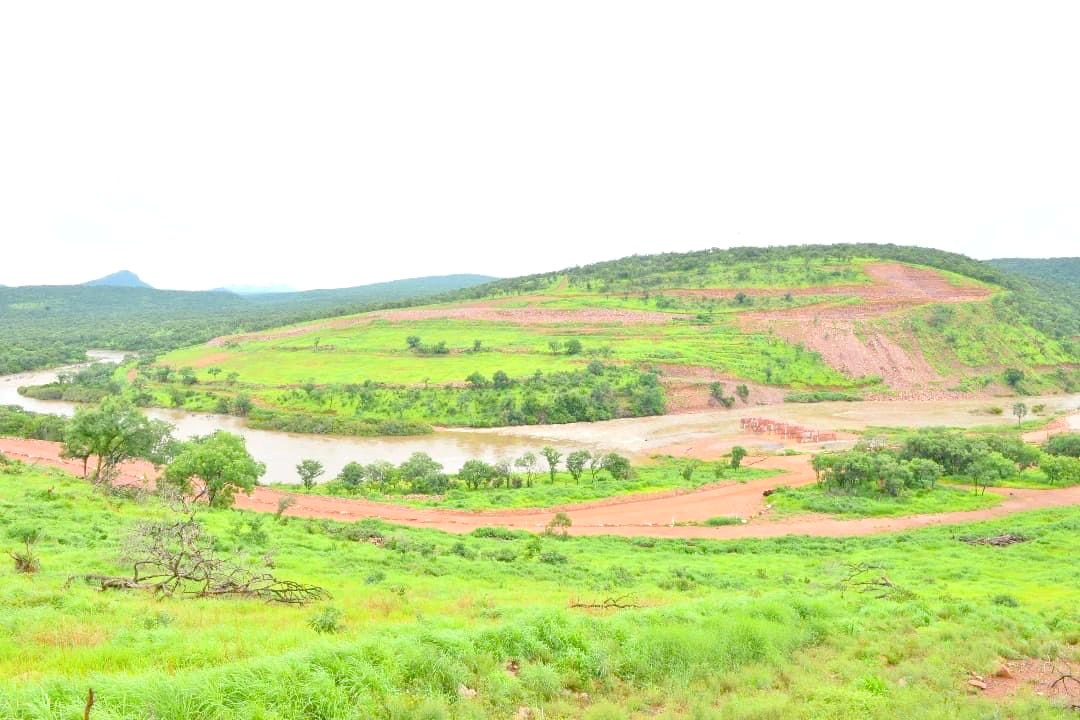 Visite au barrage hydroélectrique de Sambangalou